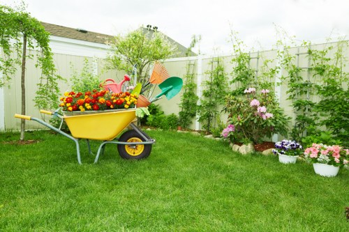 Hard landscaping and planting balance in a Vauxhall garden